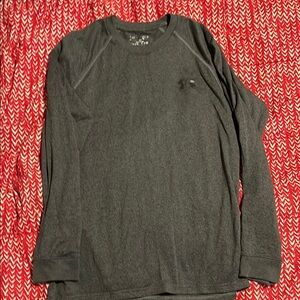 Men's Under Armour Gray Long Sleeve Shirt